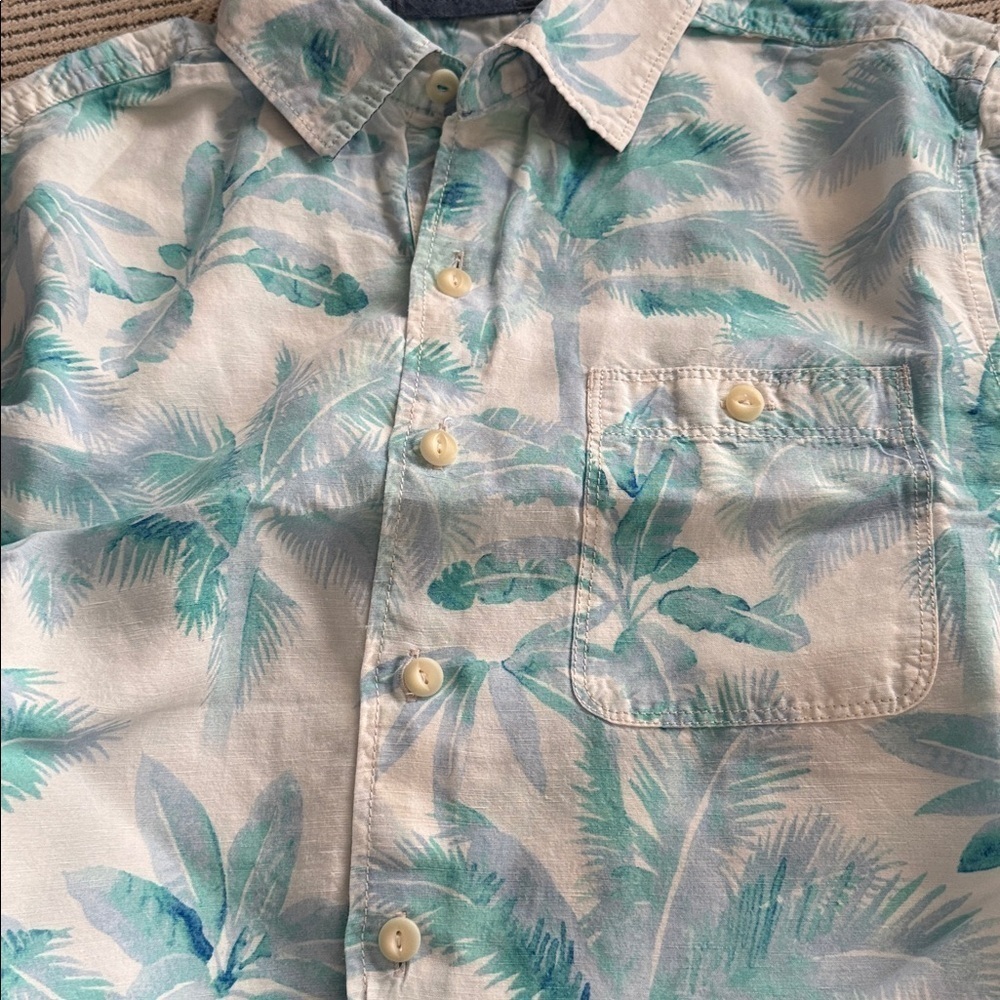 Tommy Bahama Men’s Palm Button Down - Picture 4 of 5